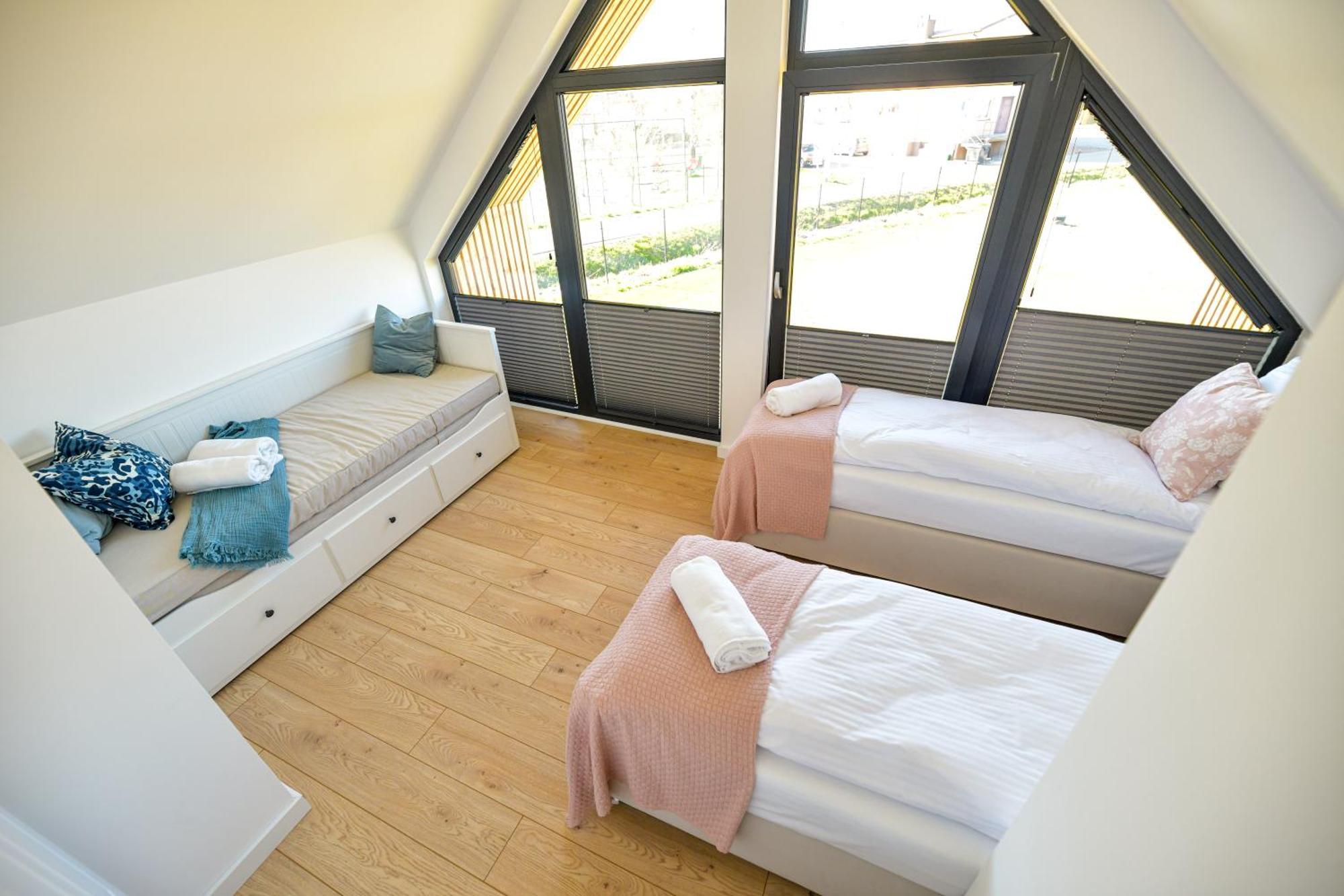 Black Villa زاتور المظهر الخارجي الصورة