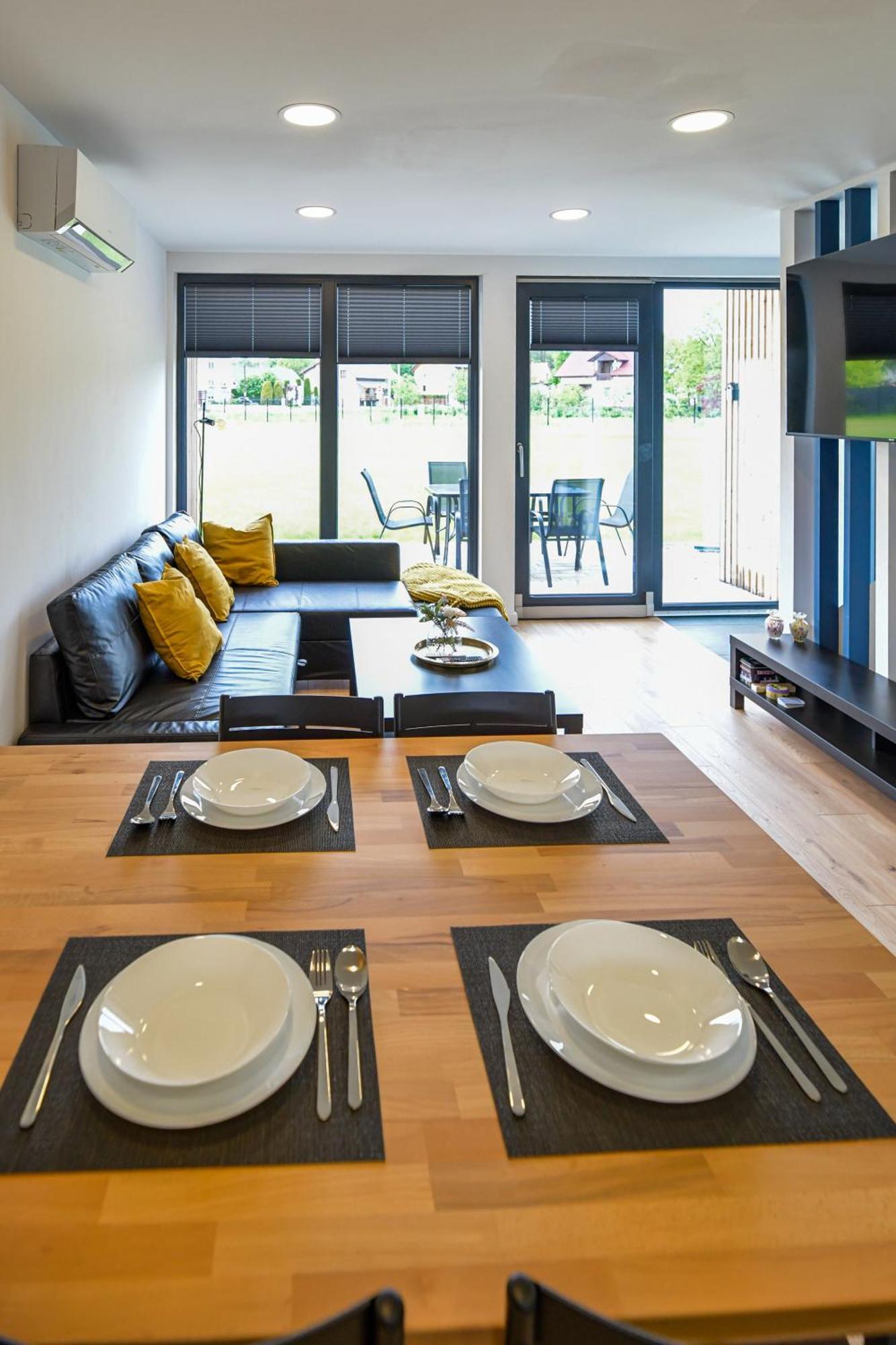 Black Villa زاتور المظهر الخارجي الصورة